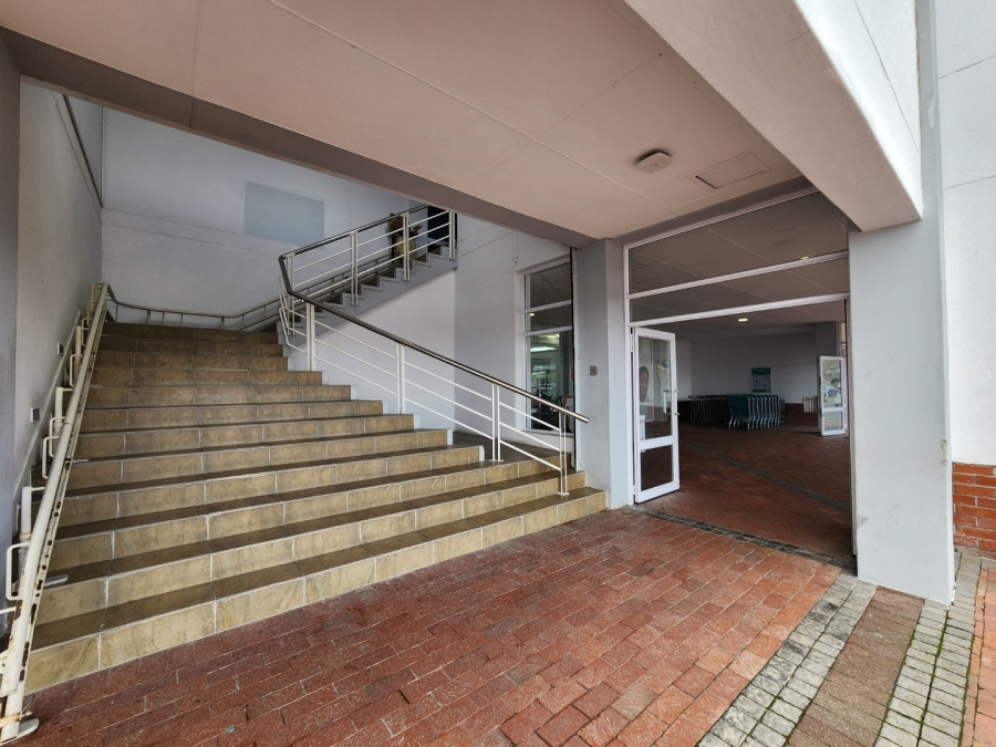 To Let commercial Property for Rent in Somerset West Mall Triangle Western Cape